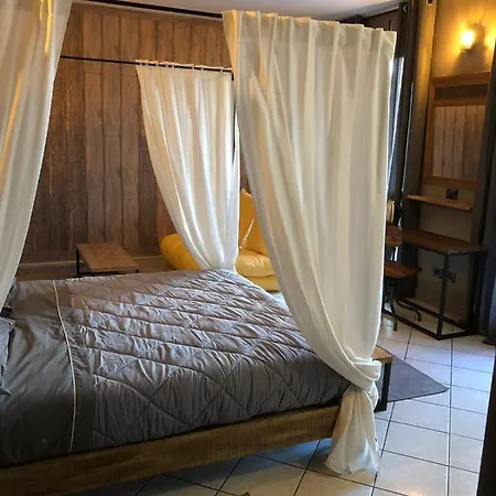Casa 774 *