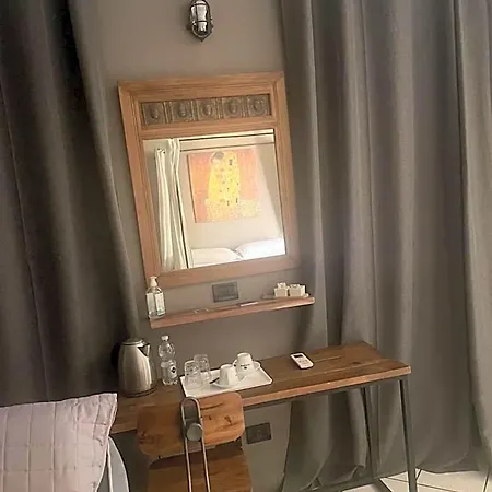 Casa 774 Bed & Breakfast 3*