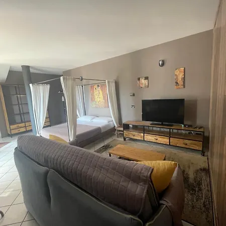 Alojamento de Acomodação e Pequeno-almoço Casa 774 Passirano
